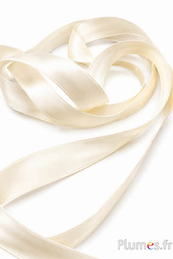 Satijnen lint - breedte 25 mm - creme